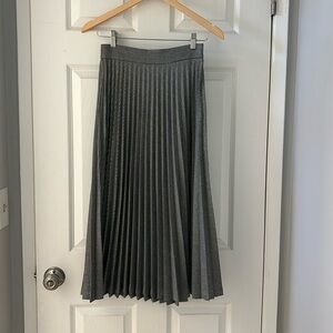Zara pleated skirt XS